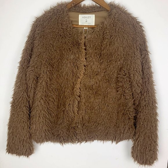 Ashley International Mocha Faux Fur Jacket - Picture 3 of 9